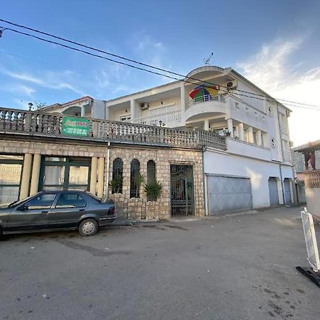 Guest House Nuhii Ulcinj Extérieur photo