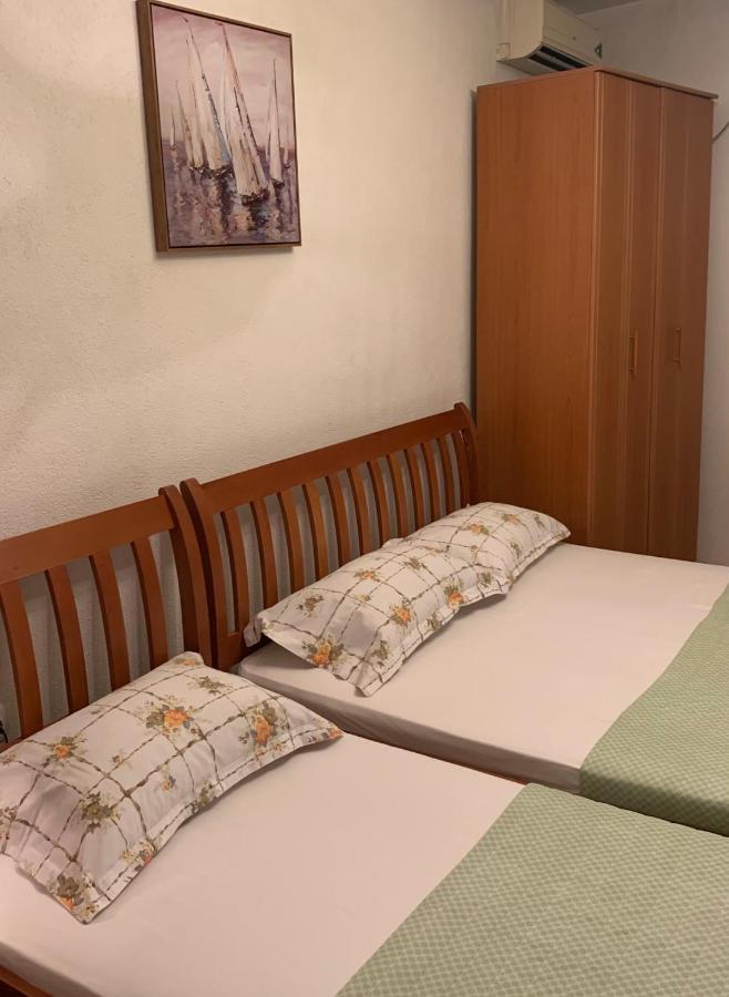 Guest House Nuhii Ulcinj Extérieur photo
