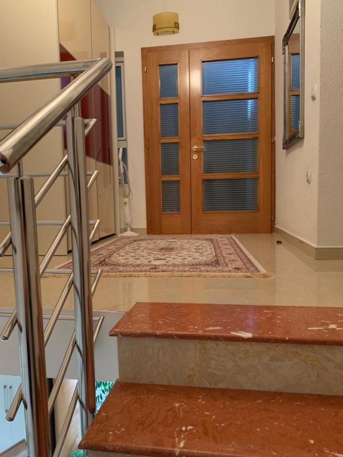 Guest House Nuhii Ulcinj Extérieur photo