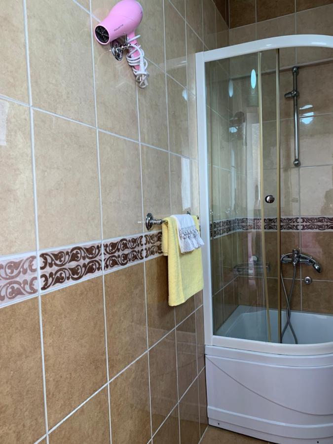 Guest House Nuhii Ulcinj Extérieur photo